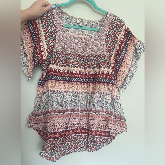 Decree Blouse - Picture 2 of 3